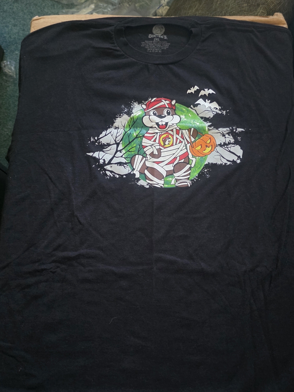 Buc-ee's Boo Crew Black Short-Sleeve Halloween Tee with Mummy Mascot Graphic